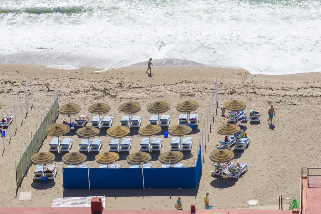 Renthas Benalmadena Playa公寓 外观 照片